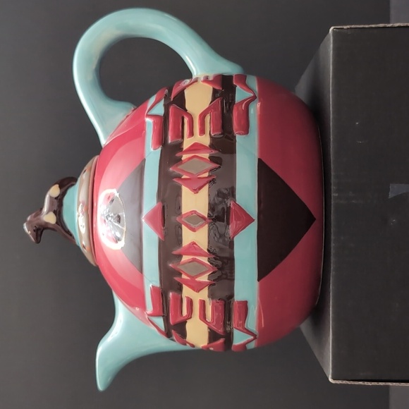 Pendleton Home Collection,Blue/Red Ranch house Tea Pot. - Picture 2 of 11